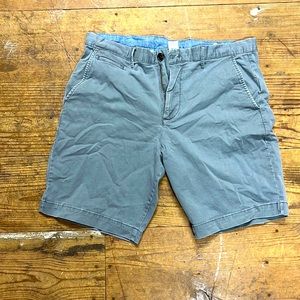 Gap Gray shorts